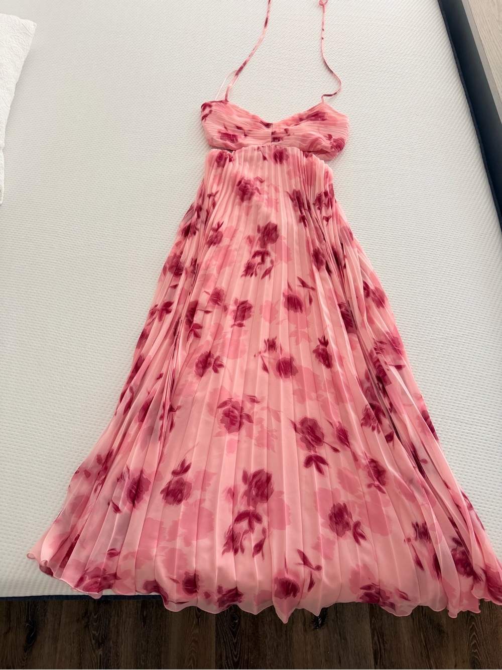 Abercrombie & Fitch Pink Floral Pleated Midi Dress
